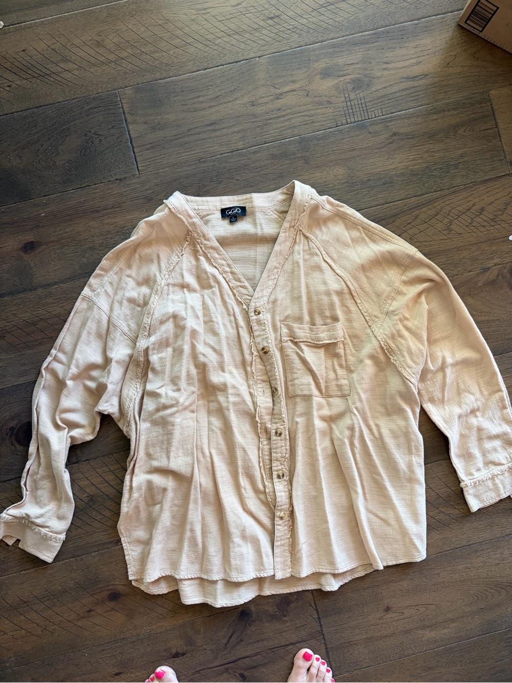 GGO USA Cream Raw Edge Button Down Shirt Small Boho Textured Relaxed Blouse